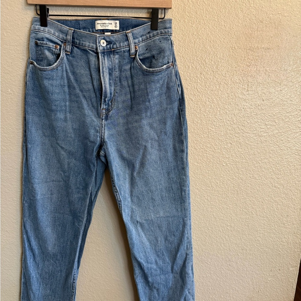Abercrombie & Fitch Ankle Straight Ultra High Rise